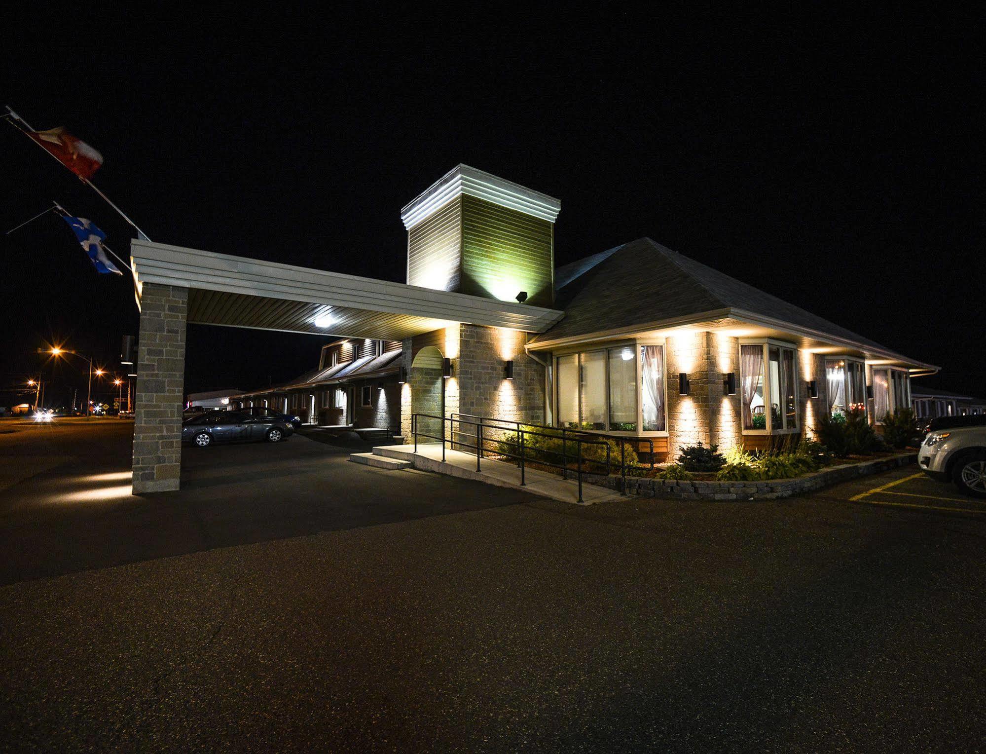 Hotel Motel La Vigie Matane Kültér fotó